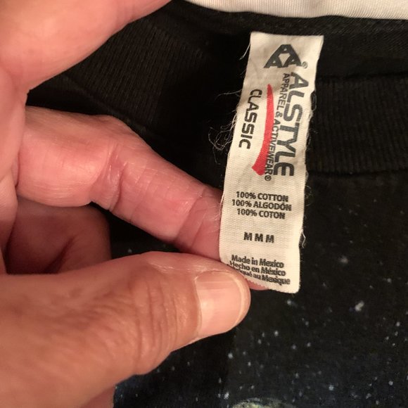 Ringling Bros And Barnum Bailey Out of This World T-Shirt Size Medium - Picture 9 of 9